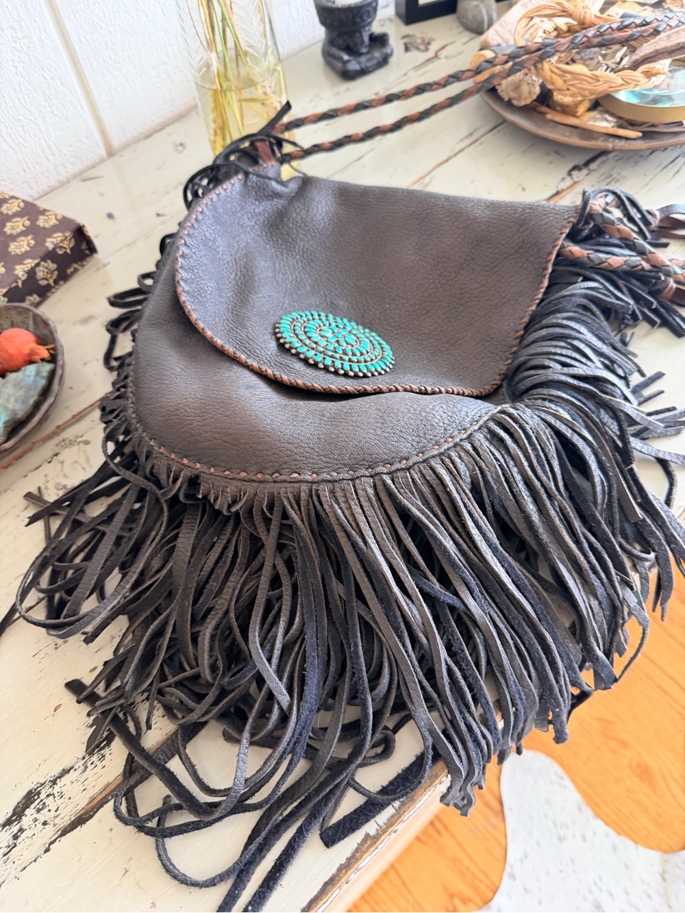 Vintage Fringed Leather Crossbody Bag with Turquoise Concho - Picture 3 of 3
